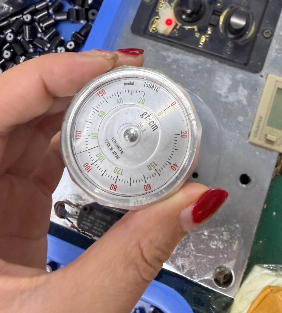 Rotary damper Torque Test